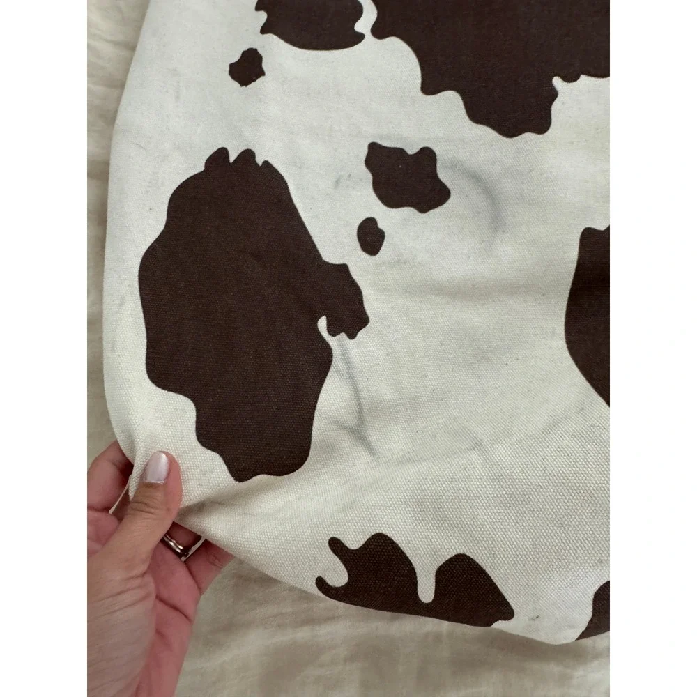Baggu Duck Bag Canvas Tote Crossbody Cow Print with Adjustable Strap *AS IS* - Picture 5 of 9
